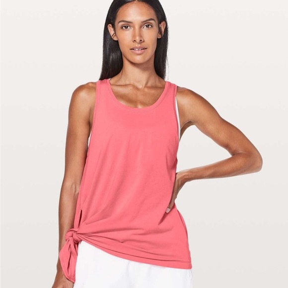 Lululemon Top - Picture 1 of 3